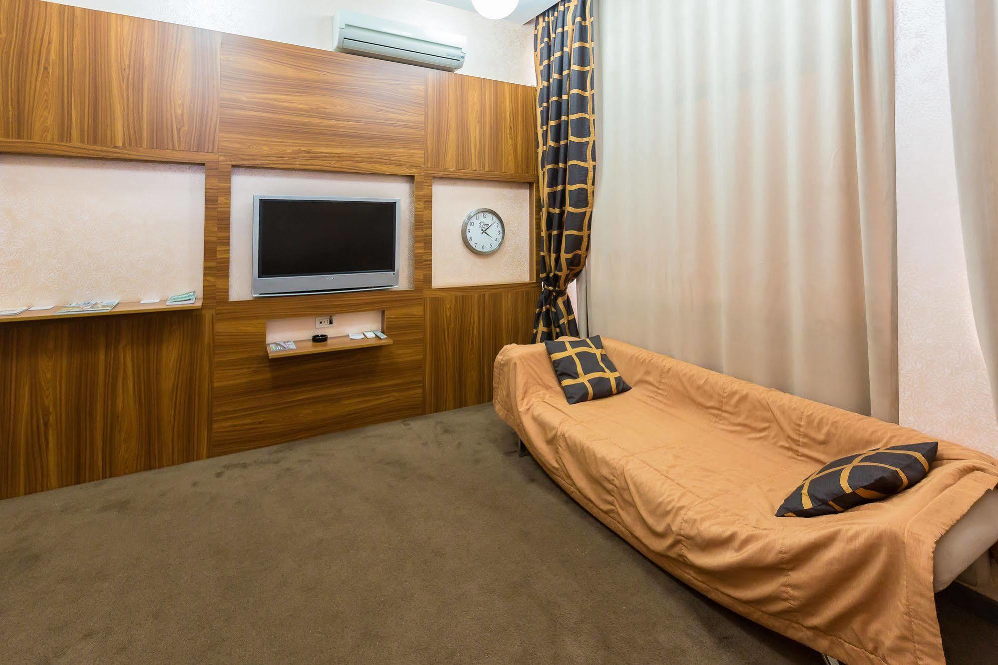 Bulvar Inn Баку Екстер'єр фото